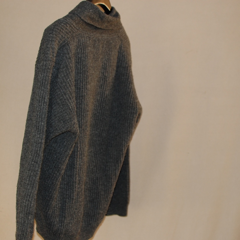 Lambswool Sweater